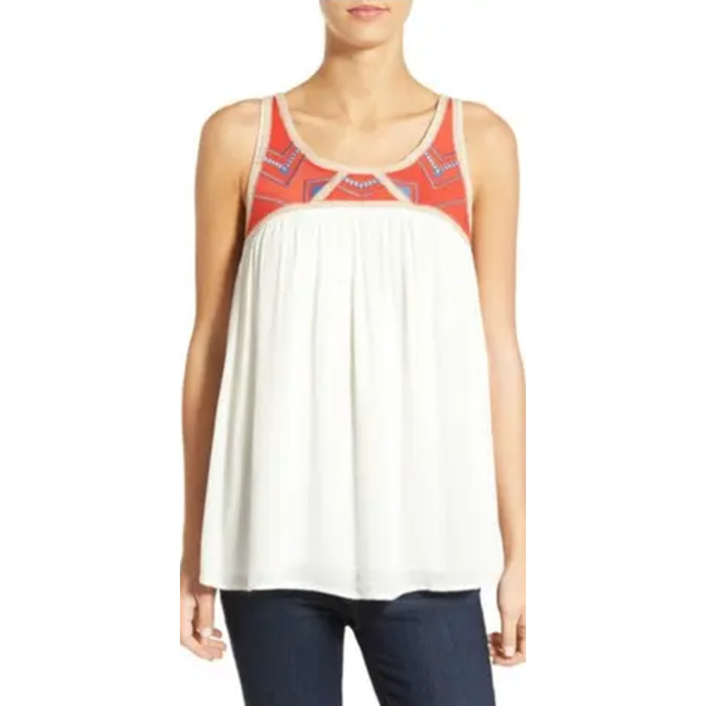 Romeo & Juliet Couture | Boho Embroidered Flowy Sleeveless Blouse Top
